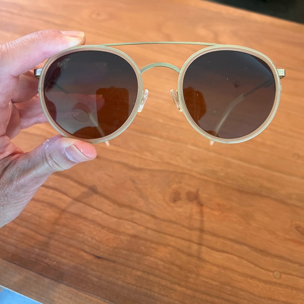 Maui Jim Even Keel Sunglasses. Like new!